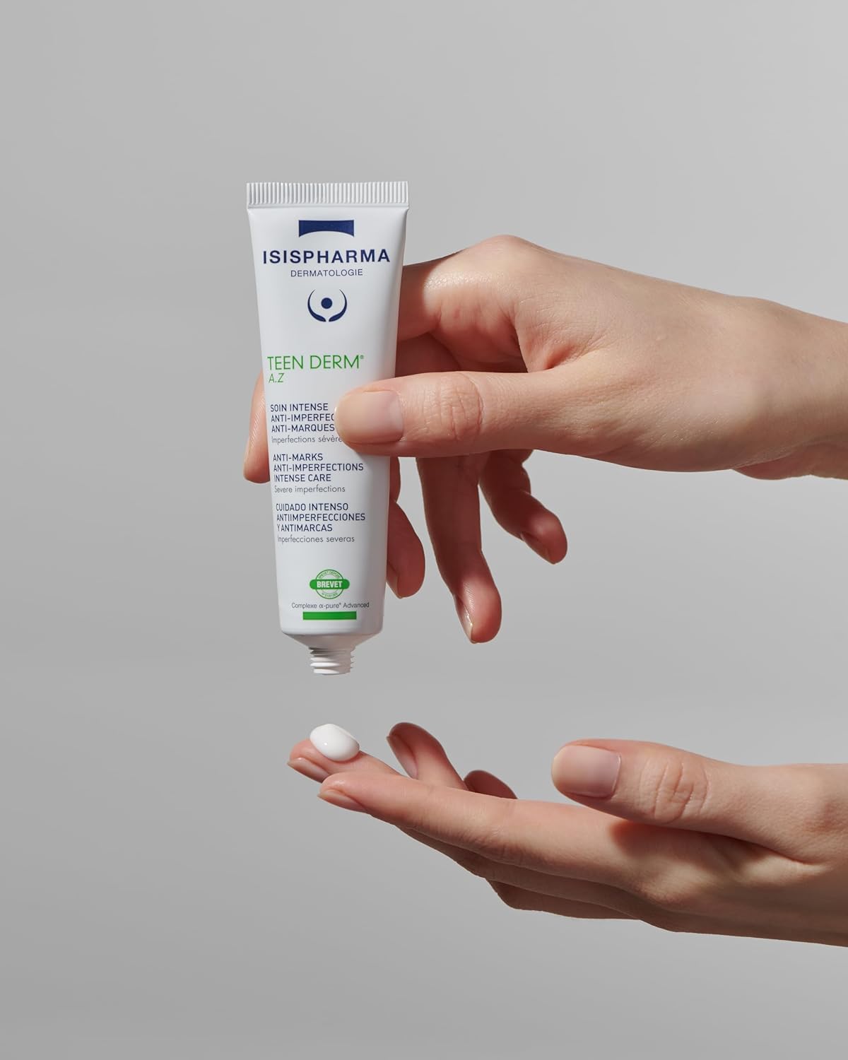 Isispharma teen derm A - Z