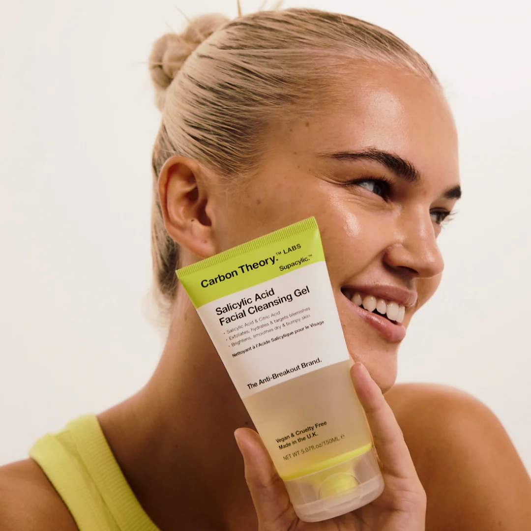 Carbon Theory Salicylic Acid Facial Cleansing Gel - Image 2